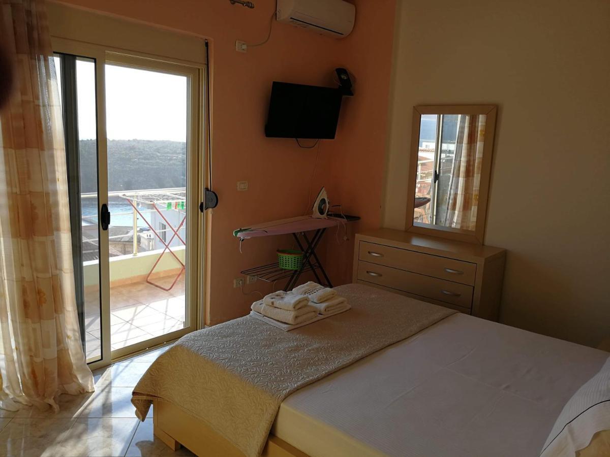 Cozy sea apartment Sarandë Exterior foto